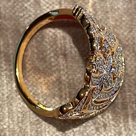 Gold Flower & Butterfly Ring New! Size  9 Diamond Chip - Picture 6 of 9